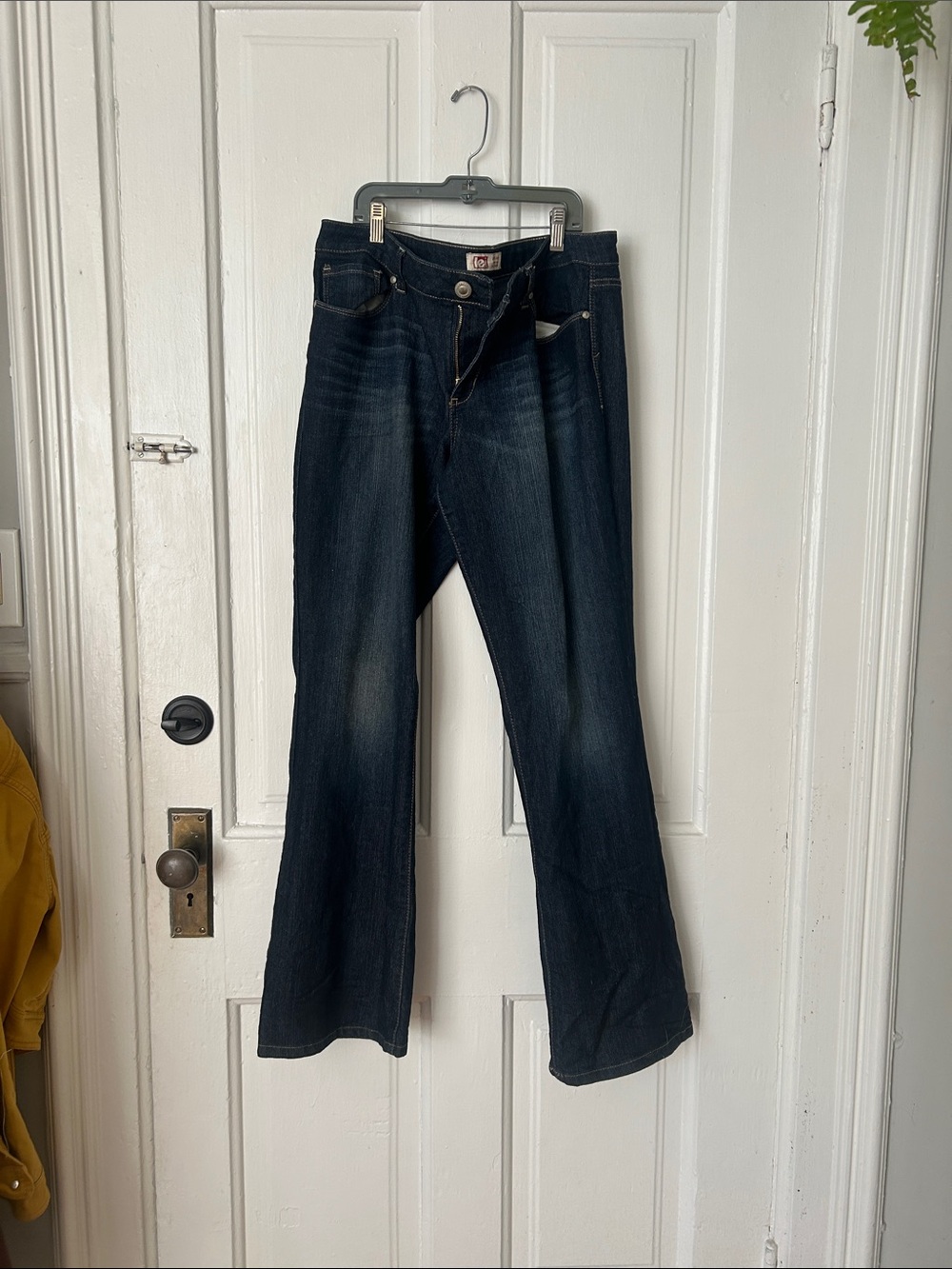Dark Wash LEI Jeans - Ashley Low Rise Slim Boot Cut Jeans (15 reg)